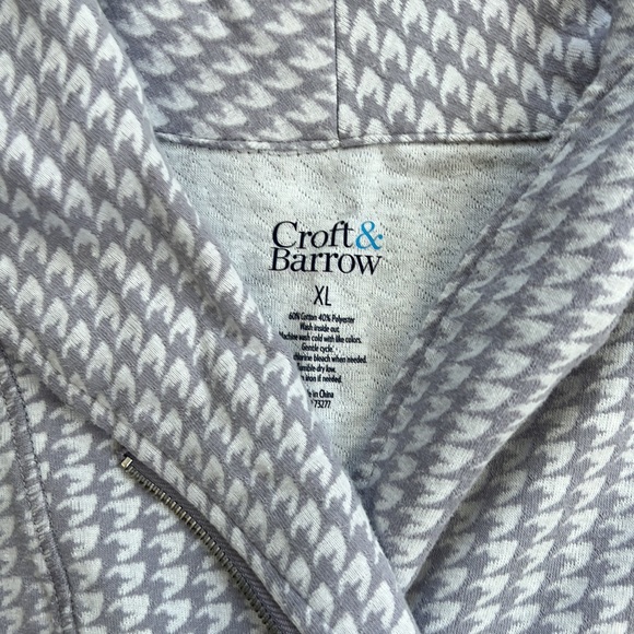 Croft & Barrow Quarter Zip Pullover - Picture 2 of 3